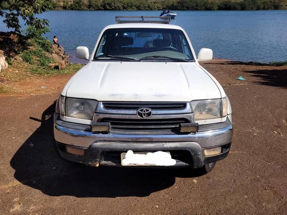 TOYOTA HILUX SW4 3.0 4X4 8V TURBO DIESEL 4P MANUAL TOYOTA HILUX SW4 3.0 4X4 8V TURBO DIESEL 4P MANUAL